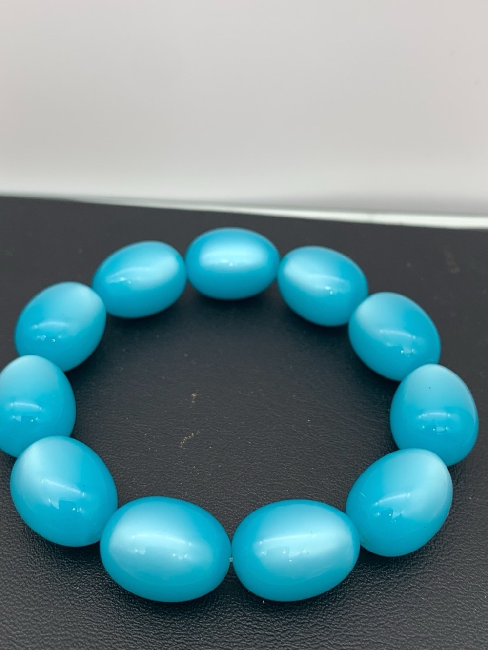 Acrylic Turquoise Blue cats eye look Beaded Stretch Bracelet - Women Jewelry